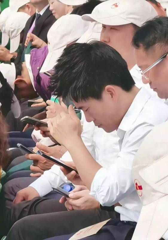  面对文化焦虑：如何看待网红参与传统祭祀？ 情感心理