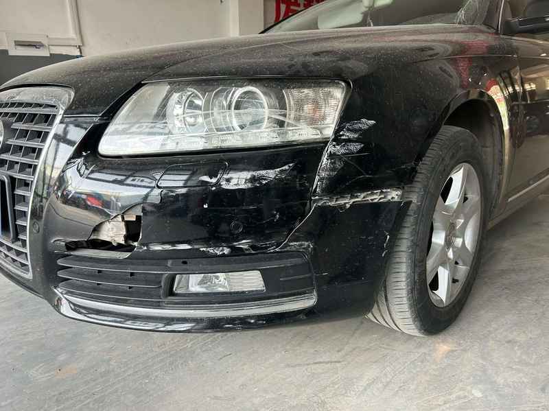  一句“香辣蟹”揭开城市偏见：那个被标签刺伤的外乡人，和他不愿示人的尊严 情感心理