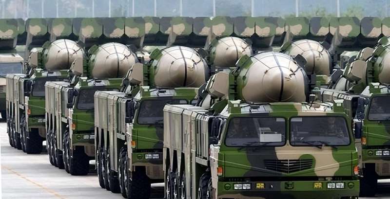  【军事技术深扒】日本导弹部署背后的射程博弈：解放军手里握着多少张牌 新闻